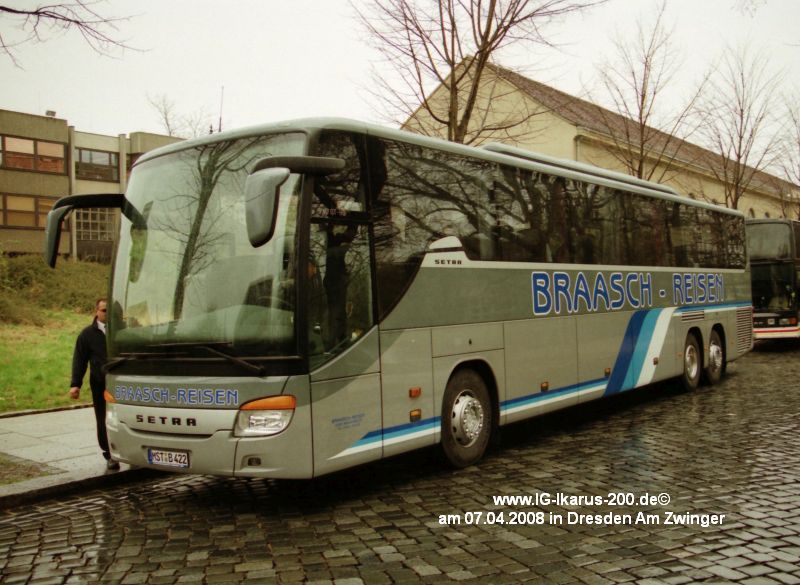 MST-B 422